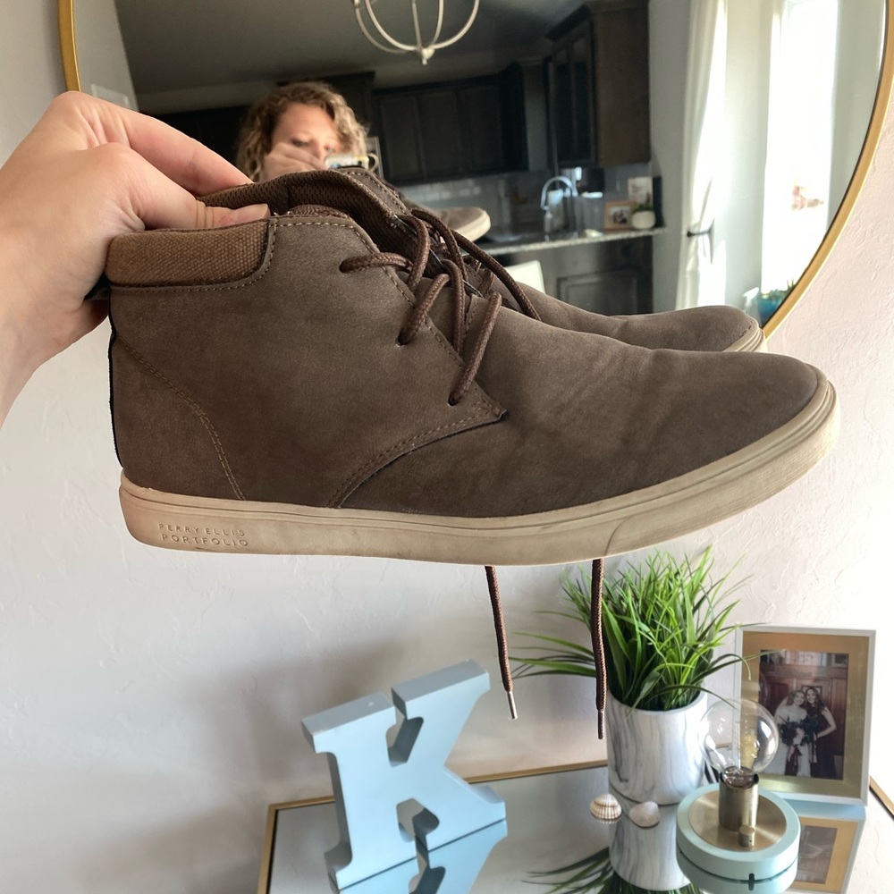 Like New — Men's Dress Shoes